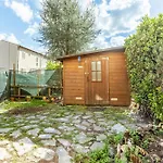 Guesthost - Cozy With Parking In Апартаменты Лукка