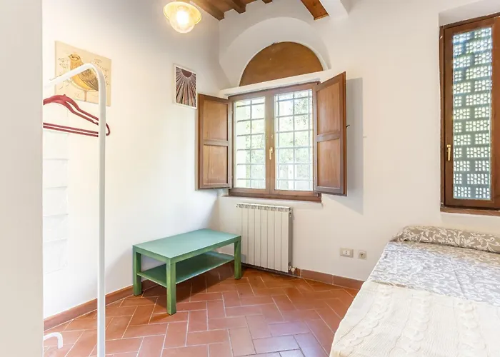 Apartment Guesthost - Cozy With Parking In *