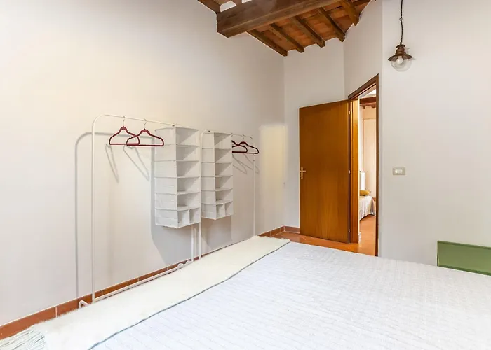 Guesthost - Cozy With Parking In Lucca